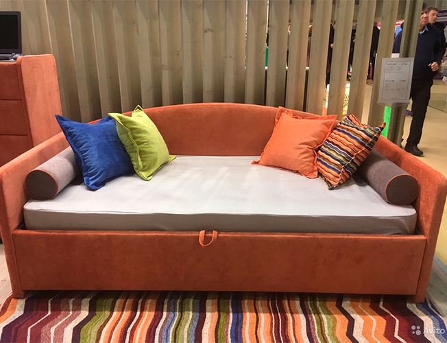 Кровать UNO с подъемным механизмом